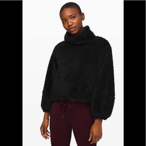 Lululemon Warmth Restore Sherpa Pullover
Black